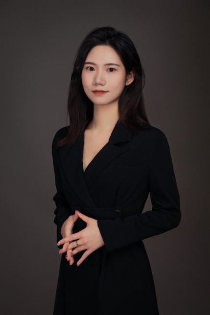 Yueyi Chen